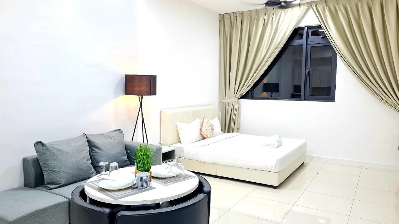 Chambers Serviced Suites Klcc By Cozy Stay Kuala Lumpur 0*,